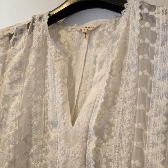 Rebecca Taylor Silk Chiffon Embroidered Top Size 6 - Picture 4 of 9